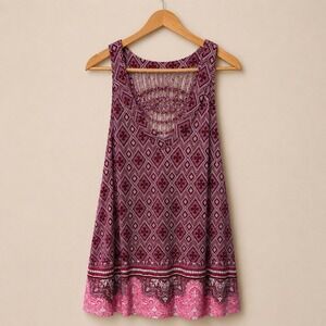 Skies Are Blue Women's Large Burgundy Geometric Macrame Caged Back Tank Top